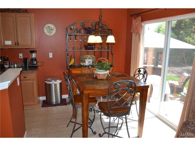 1161 Warm Winds Dr, O'fallon, MO 63366 photo 5