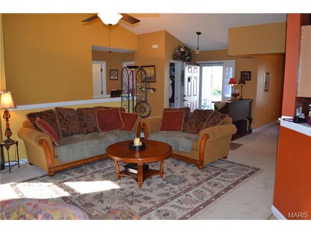 1161 Warm Winds Dr, O'fallon, MO 63366 photo 4