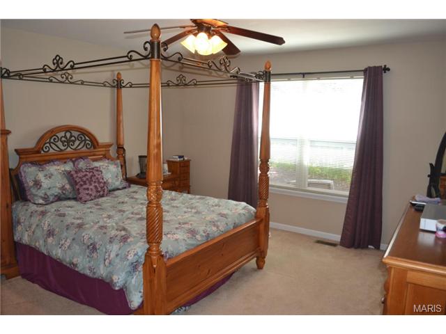 1161 Warm Winds Dr, O'fallon, MO 63366 photo 8