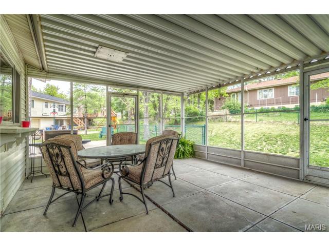 1006 Amsterdam Dr, Ballwin, MO 63011 photo 25