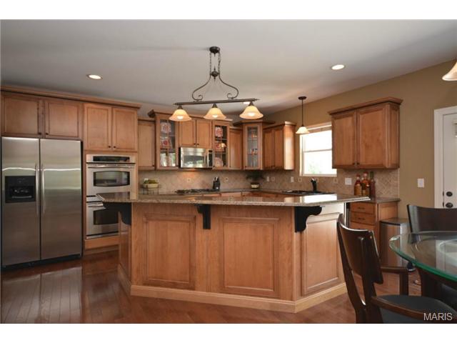 735 Castle Tower, Ballwin, MO 63021 photo 6