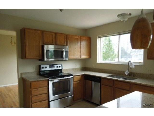 44 Spangle Way Dr, O'fallon, MO 63366 photo 9