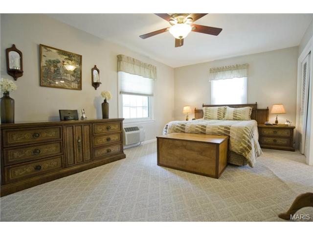1 Frederick Ln, Glendale, MO 63122 photo 13