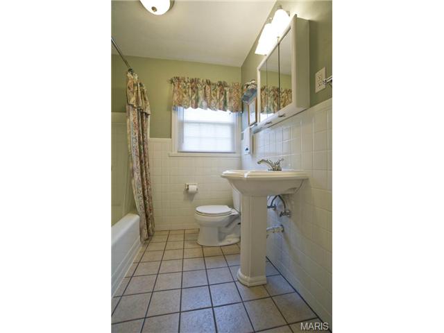 1 Frederick Ln, Glendale, MO 63122 photo 17