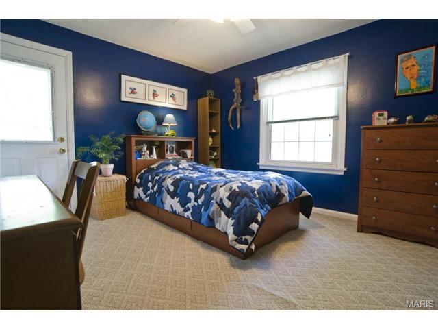 1 Frederick Ln, Glendale, MO 63122 photo 16