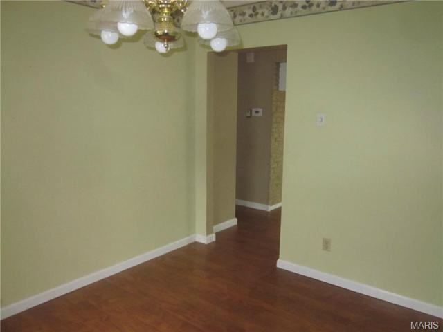 212 Walden Ct, Eureka, MO 63025 photo 4