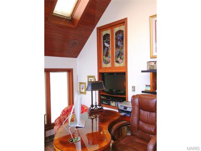 5331 Ringer Rd, Saint Louis, MO 63129 photo 21