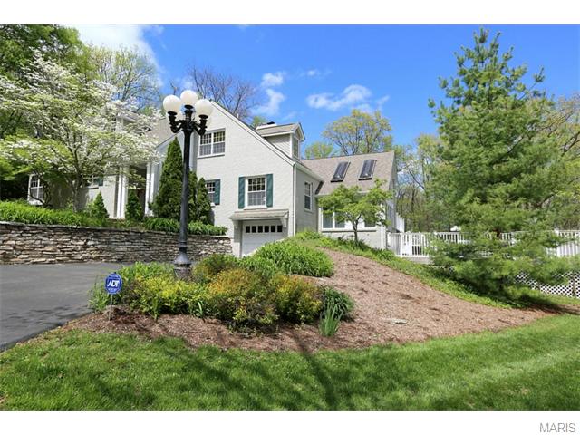 5331 Ringer Rd, Saint Louis, MO 63129 photo 8