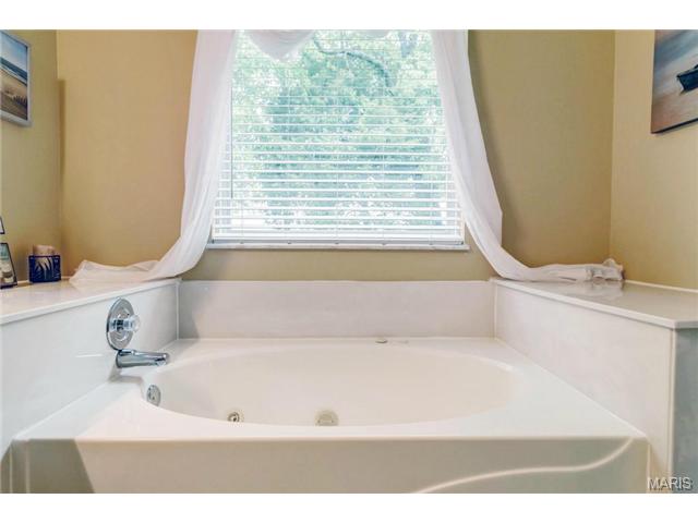 2877 Bromley, O'fallon, MO 63368 photo 15