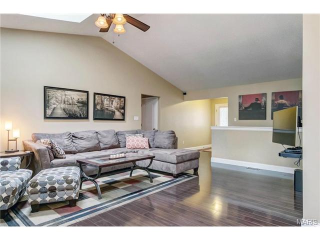 2877 Bromley, O'fallon, MO 63368 photo 6