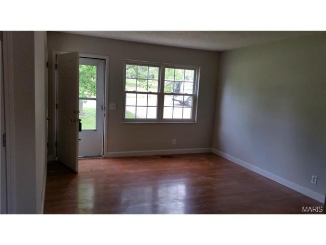 1709 Pebble Brook Dr, O'fallon, MO 63366 photo 5
