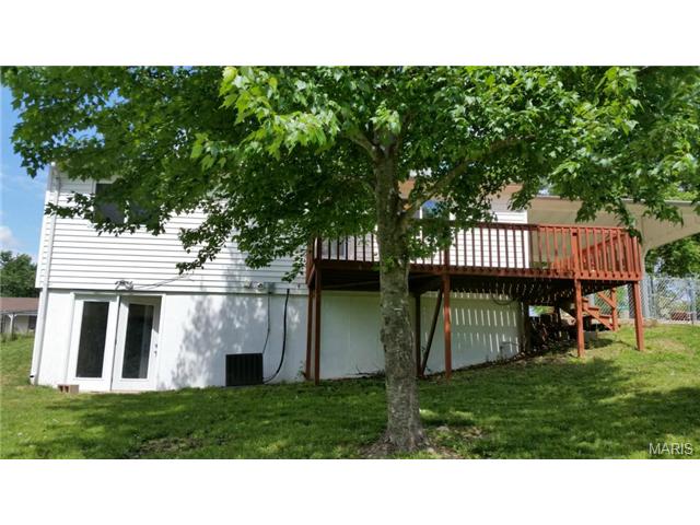 1709 Pebble Brook Dr, O'fallon, MO 63366 photo 4