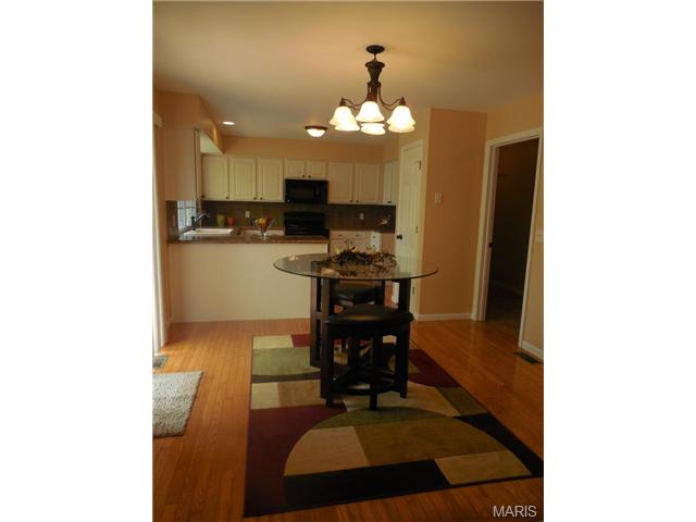432 Tailor Ln, O'fallon, MO 63368 photo 5