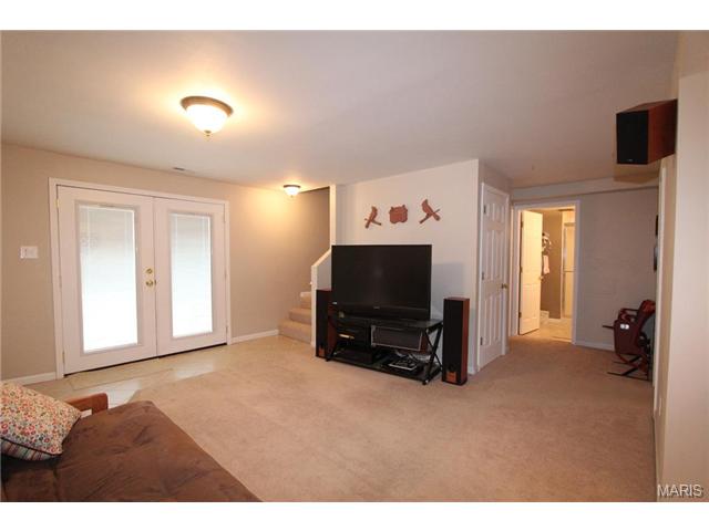 329 Brightfield Trl, Ballwin, MO 63021 photo 16