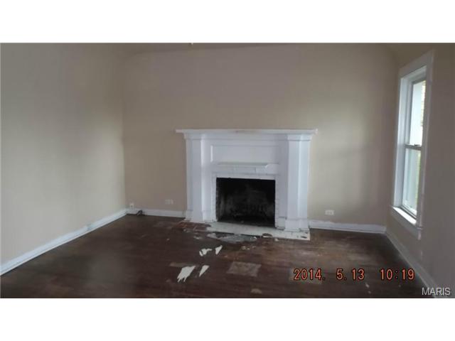 12 E Glendale, Saint Louis, MO 63119 photo 2
