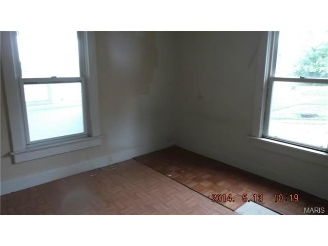 12 E Glendale, Saint Louis, MO 63119 photo 4