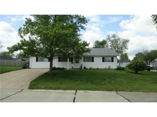 403 Saint Patrick Dr, O'fallon, MO 63366 photo 11