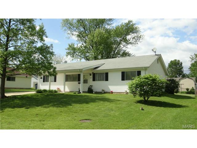 403 Saint Patrick Dr, O'fallon, MO 63366 photo 1