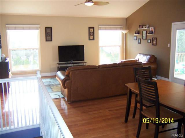 225 Brookmont Farm, Ballwin, MO 63021 photo 2