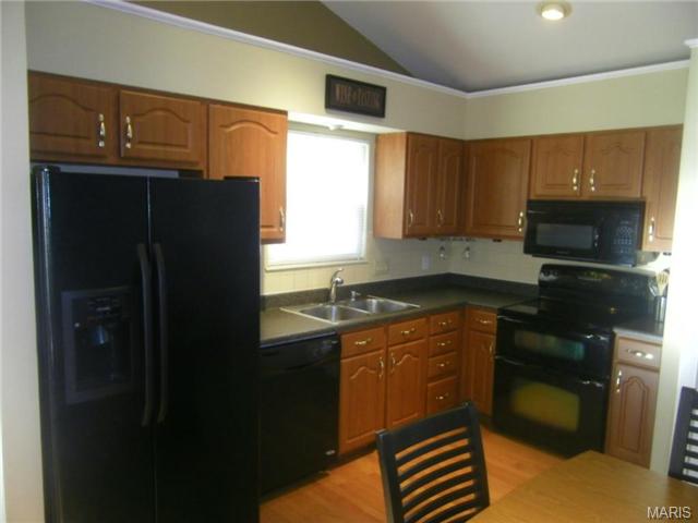 225 Brookmont Farm, Ballwin, MO 63021 photo 5