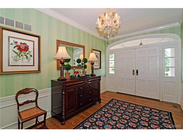 60 Daniel Rd, Ladue, MO 63124 photo 2