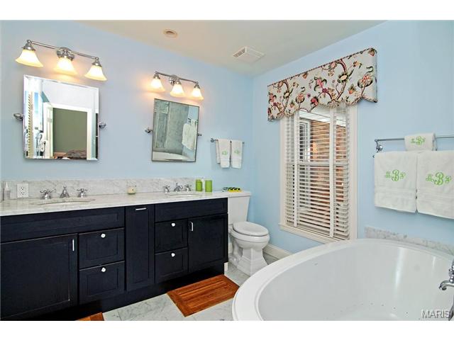 60 Daniel Rd, Ladue, MO 63124 photo 13