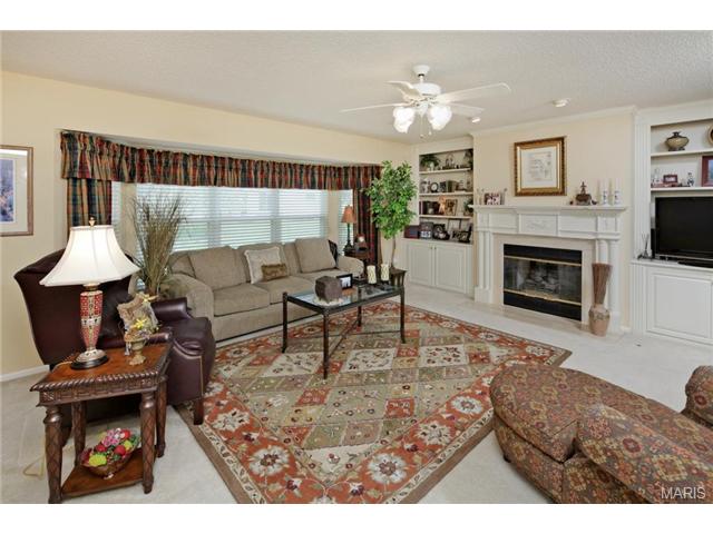 111 Middlesburg Ct, O'fallon, MO 63368 photo 3