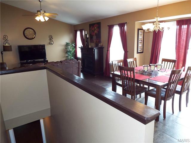 116 W Park Cir, O'fallon, MO 63366 photo 9