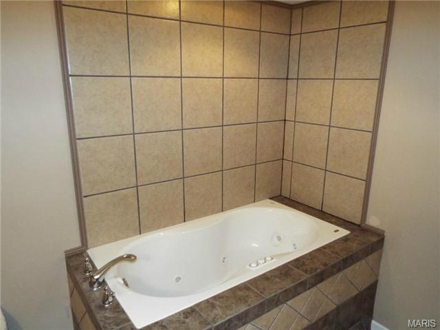 116 W Park Cir, O'fallon, MO 63366 photo 42