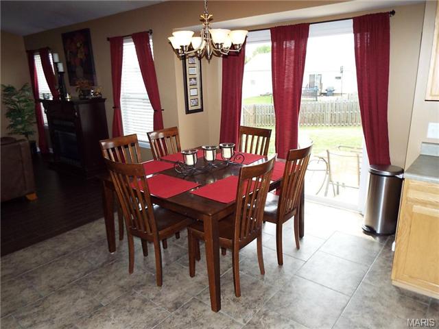 116 W Park Cir, O'fallon, MO 63366 photo 8