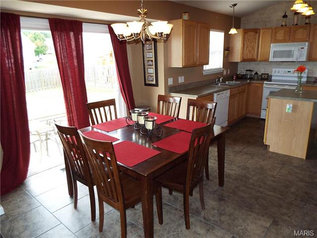 116 W Park Cir, O'fallon, MO 63366 photo 7