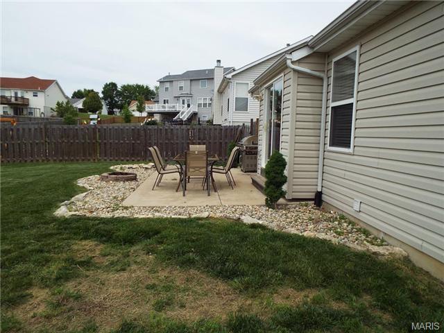 116 W Park Cir, O'fallon, MO 63366 photo 48