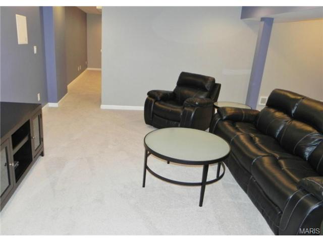 637 Hill Dr, Eureka, MO 63025 photo 22