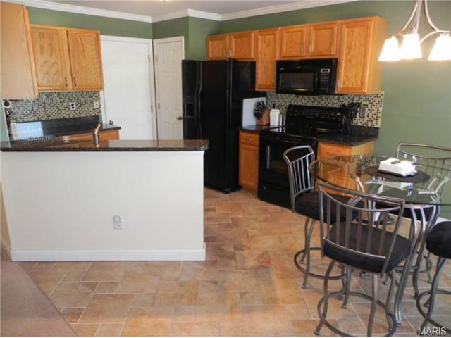 637 Hill Dr, Eureka, MO 63025 photo 8