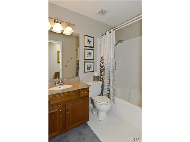 545 Huntley Hts, Ballwin, MO 63021 photo 24