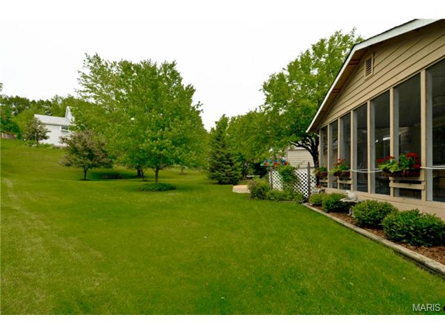 545 Huntley Hts, Ballwin, MO 63021 photo 33