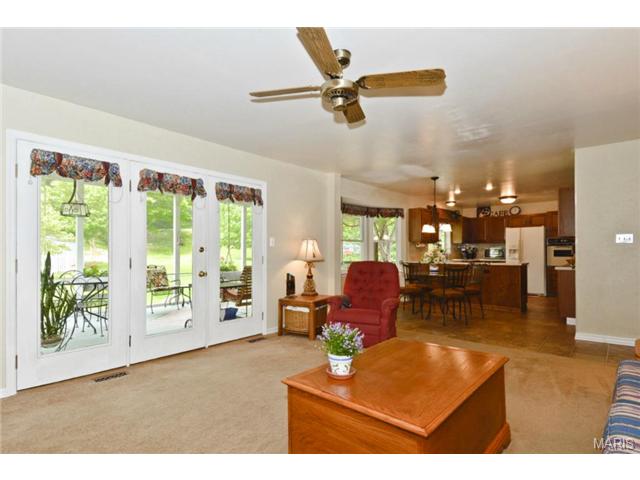 545 Huntley Hts, Ballwin, MO 63021 photo 11