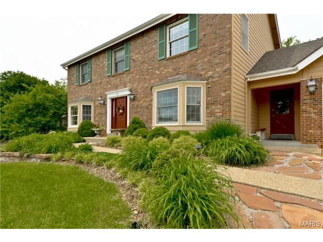 545 Huntley Hts, Ballwin, MO 63021 photo 1
