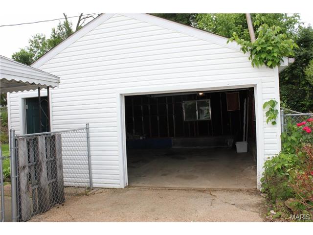 218 Heyden Dr, Eureka, MO 63025 photo 17