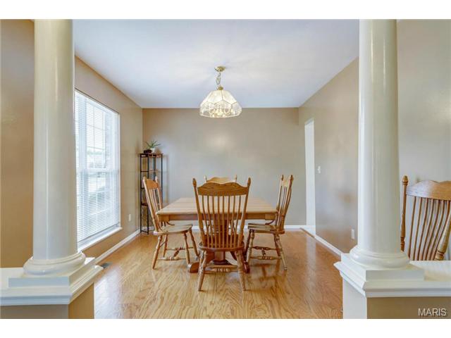 1416 Sunview Dr, O'fallon, MO 63366 photo 4