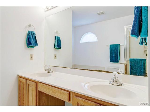 1416 Sunview Dr, O'fallon, MO 63366 photo 14