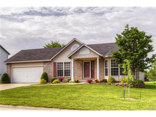 1416 Sunview Dr, O'fallon, MO 63366 photo 2