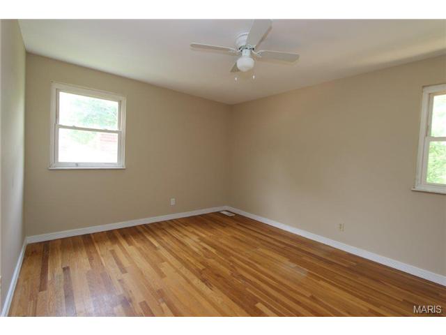 609 Burwick Ter, Ballwin, MO 63021 photo 20
