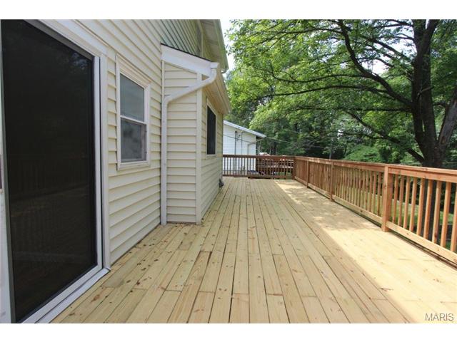 609 Burwick Ter, Ballwin, MO 63021 photo 25