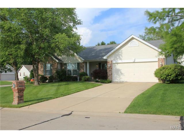 1260 Pinehurst Vw, O'fallon, MO 63366 photo 1