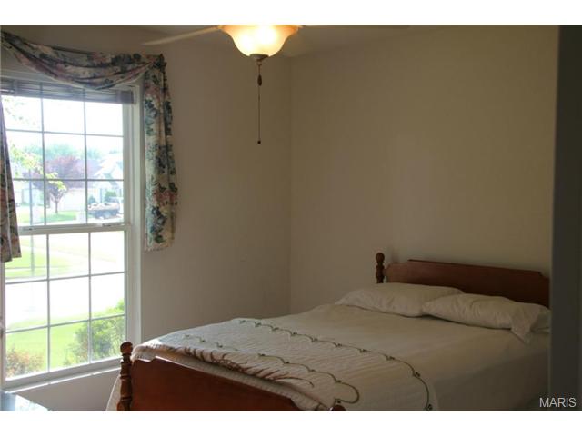1260 Pinehurst Vw, O'fallon, MO 63366 photo 11
