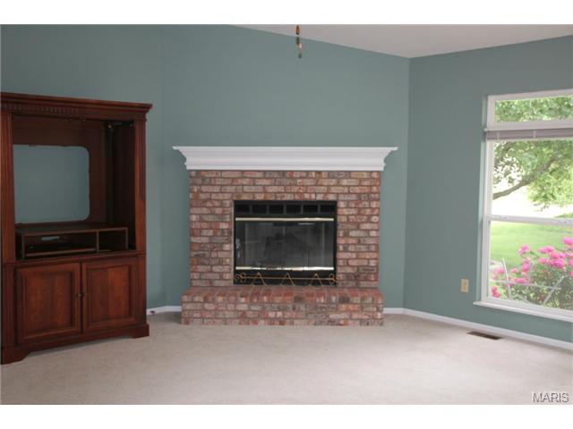 1260 Pinehurst Vw, O'fallon, MO 63366 photo 4