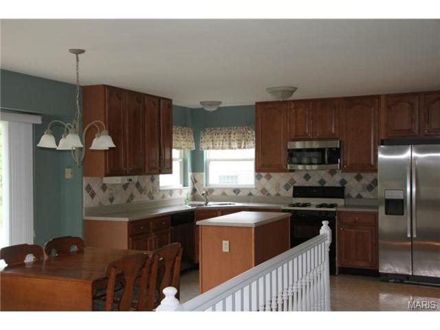 1260 Pinehurst Vw, O'fallon, MO 63366 photo 8