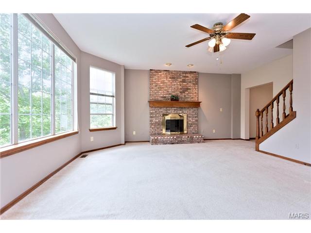 930 Cleta Dr, Ballwin, MO 63021 photo 6