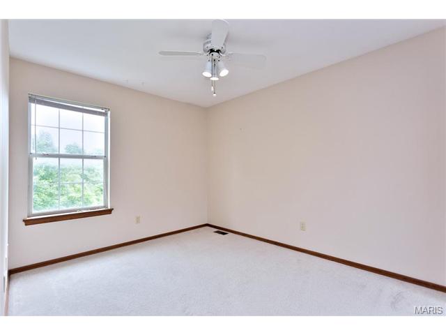 930 Cleta Dr, Ballwin, MO 63021 photo 16
